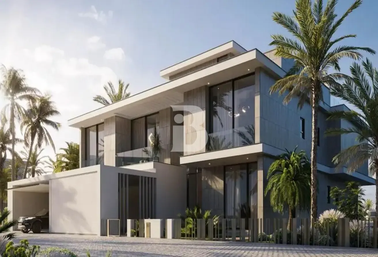 District One West | Lagoon-Facing 6BR Mansion