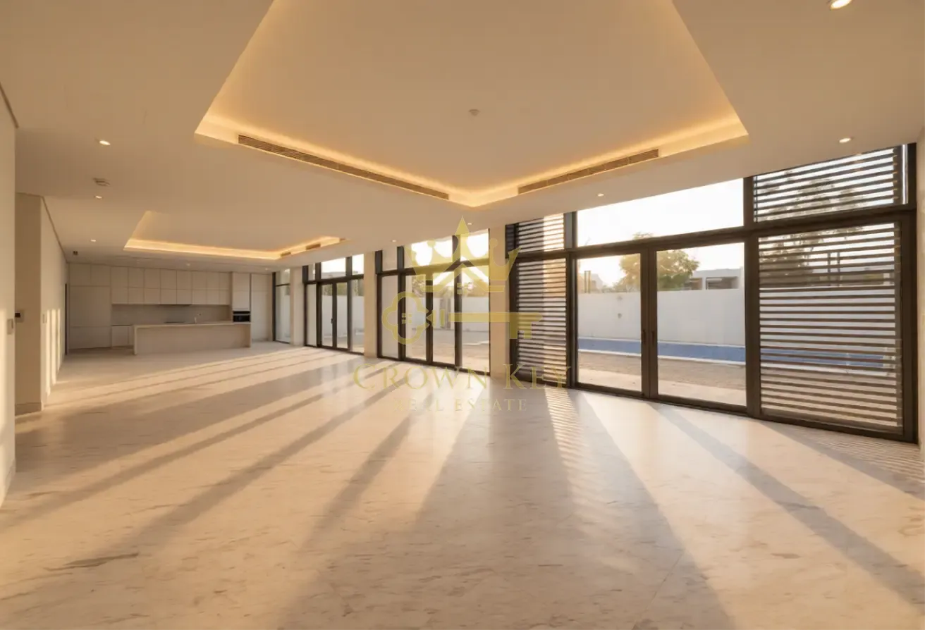 6BR Mansion | District One | Lagoon & Pool