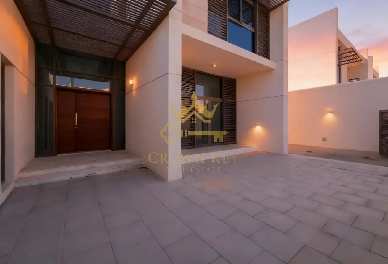 6BR Mansion | District One | Lagoon & Pool