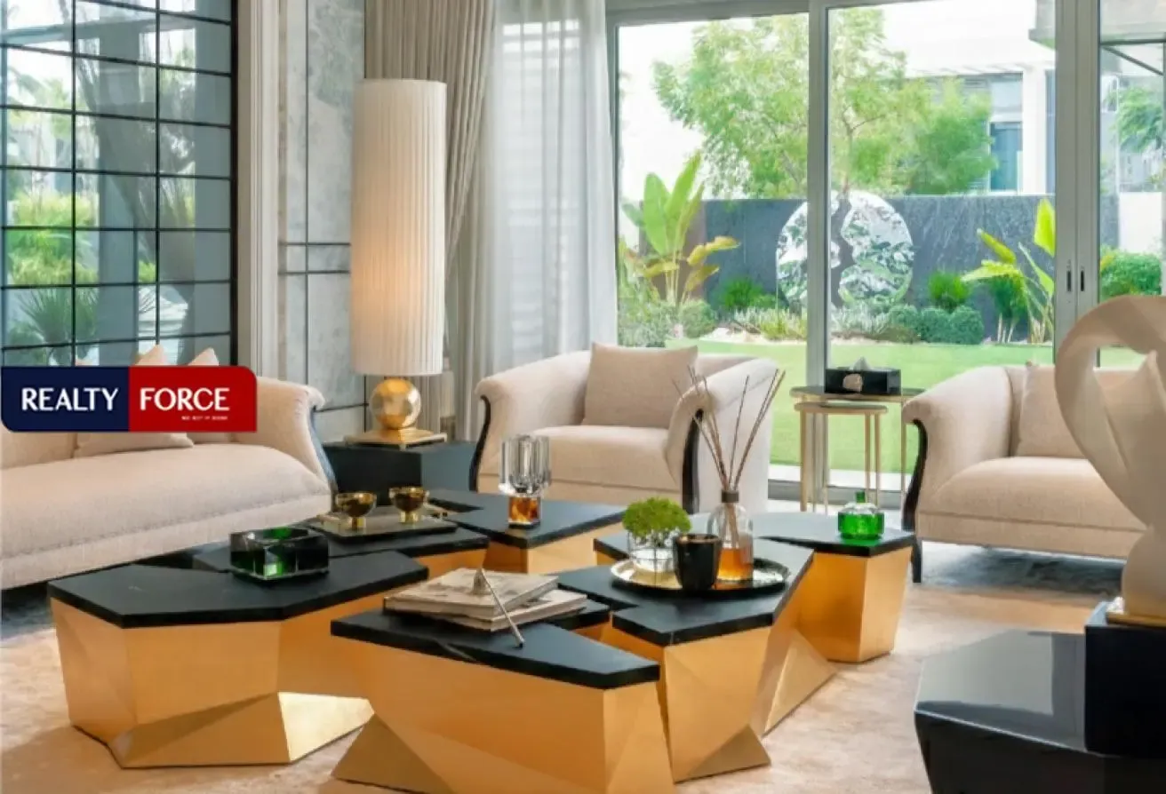 Upgraded|Furnished|Steps from Lagoon|Large Plot