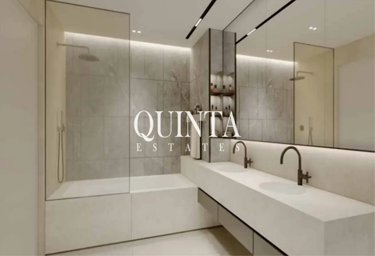 Premium Location | Luxurious | Genuine Resale