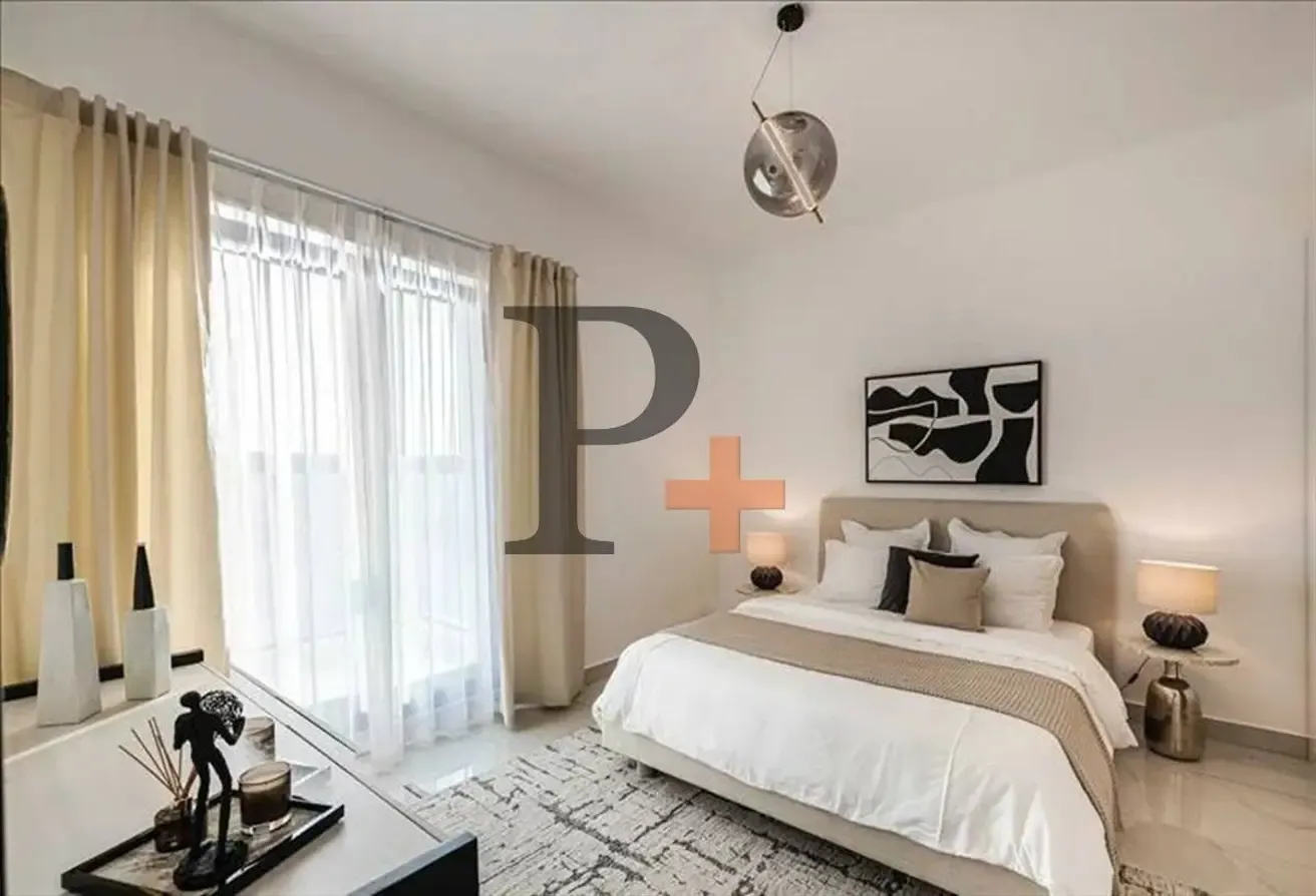 Modern Stylish Layout Brand New