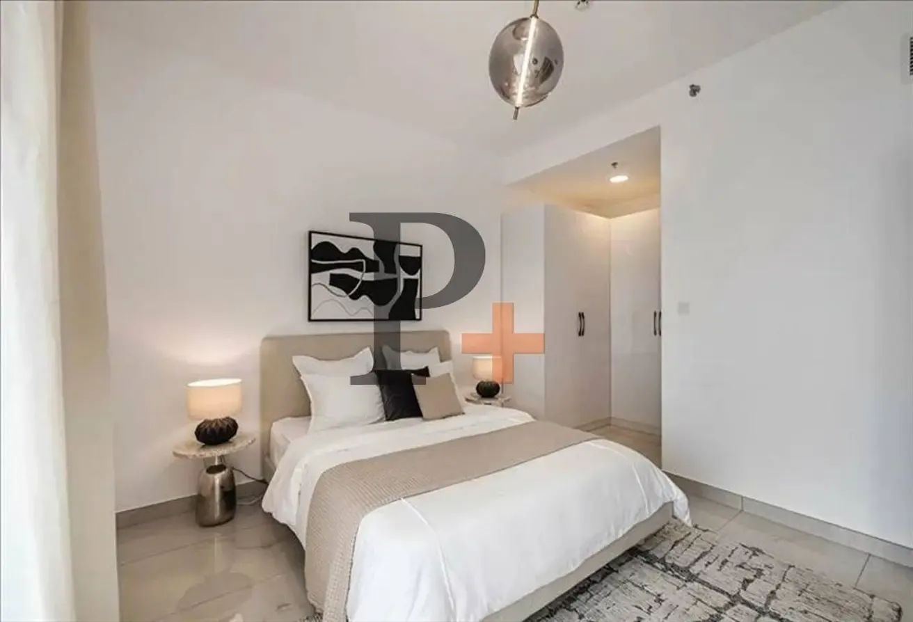 Modern Stylish Layout Brand New