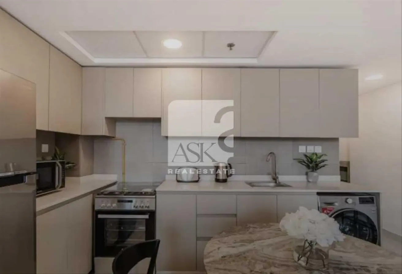 Brand new | Close to Metro line | Store Room