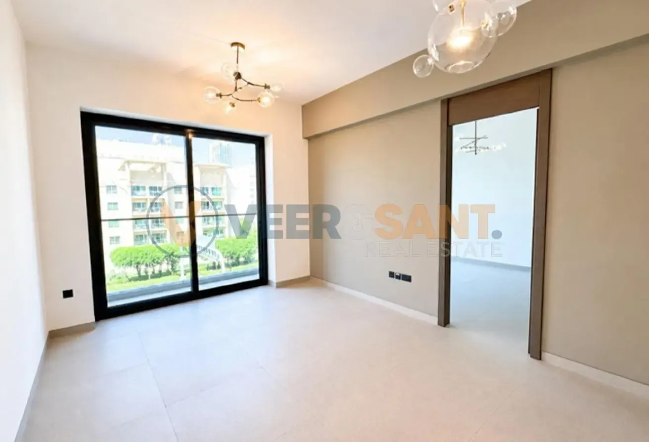 Well Maintained | Ready to Move | Furnished