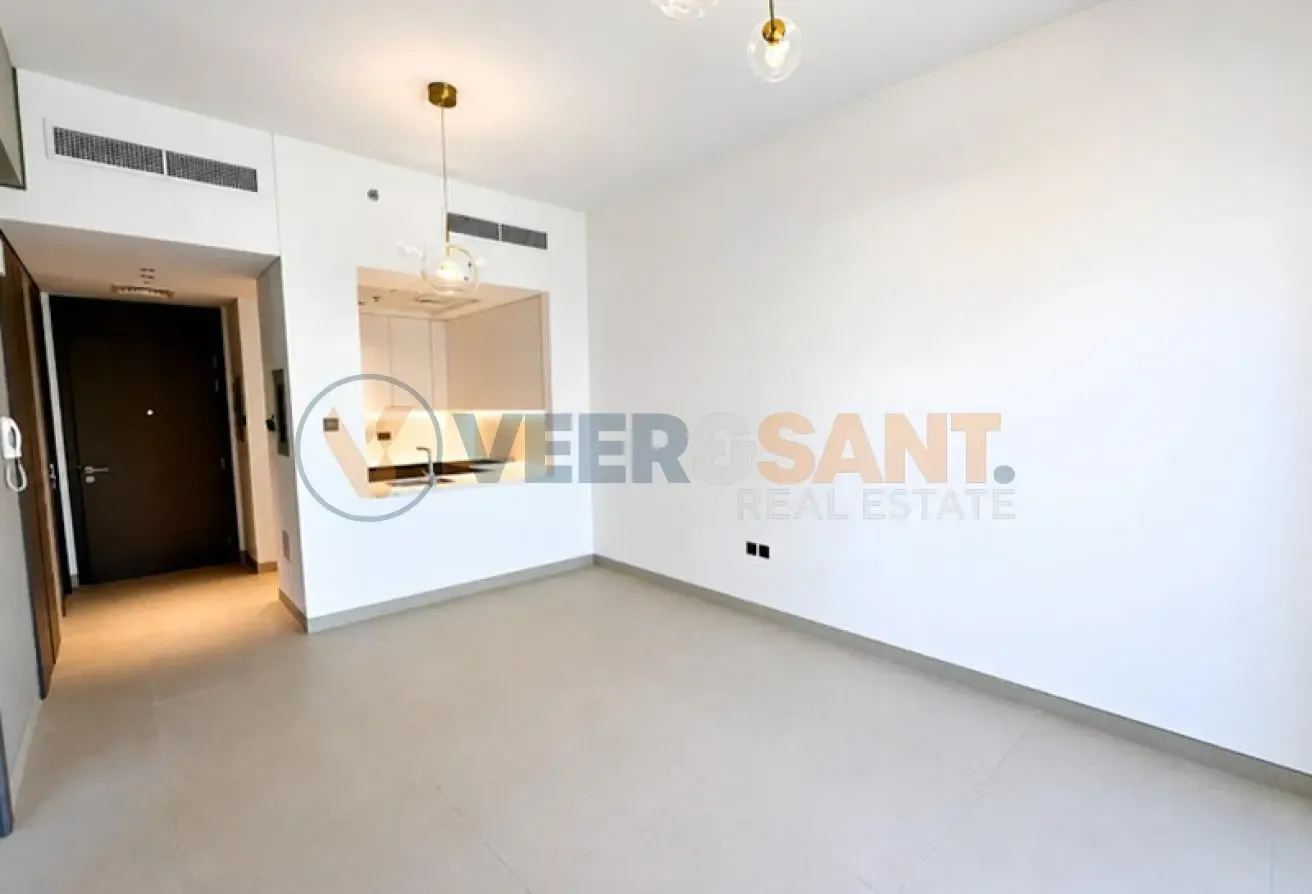 Well Maintained | Ready to Move | Furnished