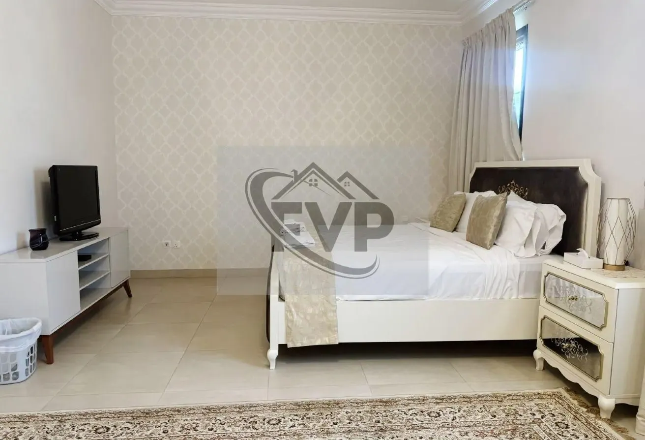 Upgraded & Modern Apartment with Balcony in Dubai