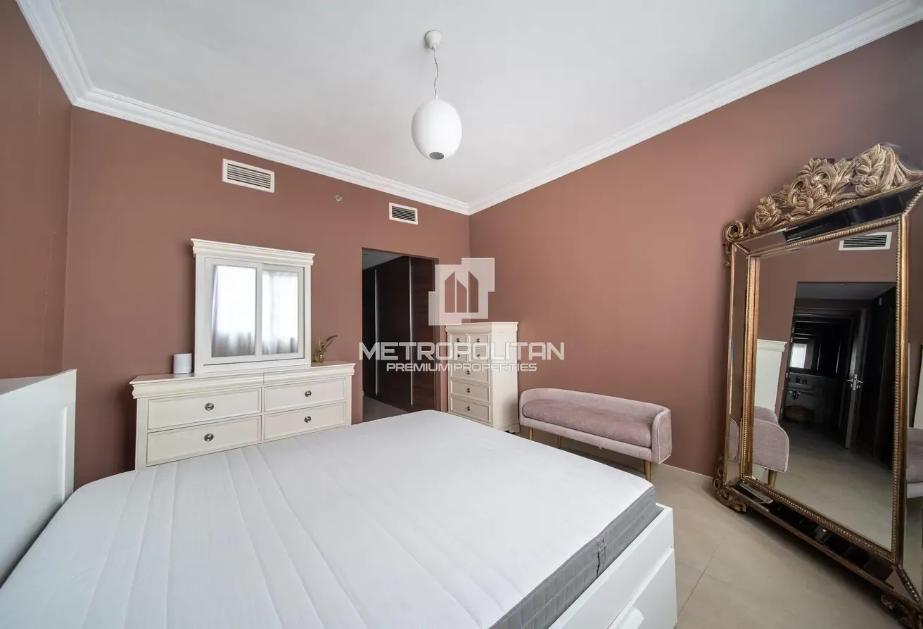 Fully Furnished | Plus Dressing Room | Near MCC