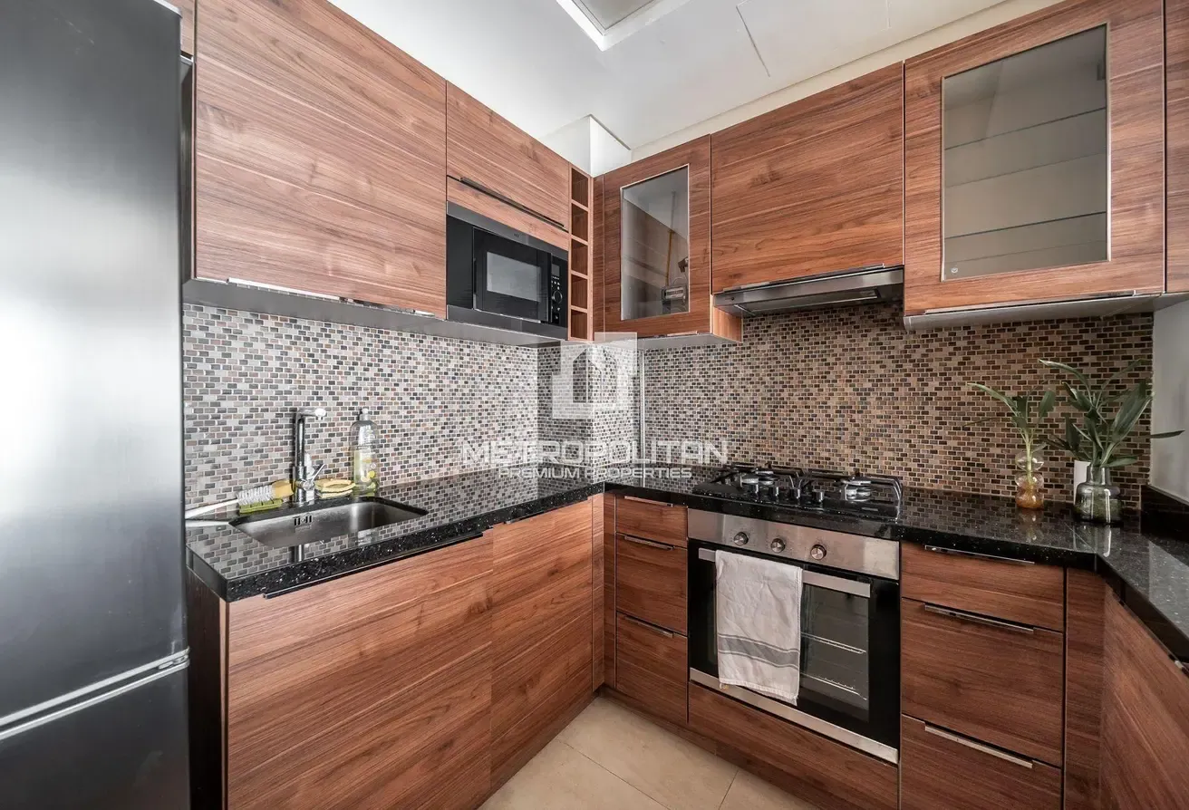Fully Furnished | Plus Dressing Room | Near MCC