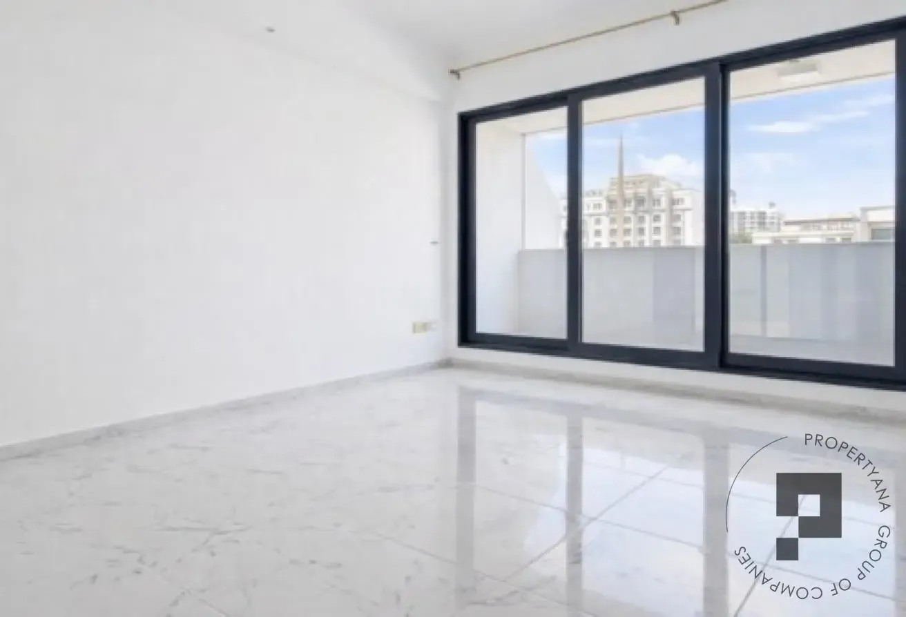 Spacious Apartment | Prime Al Satwa Location