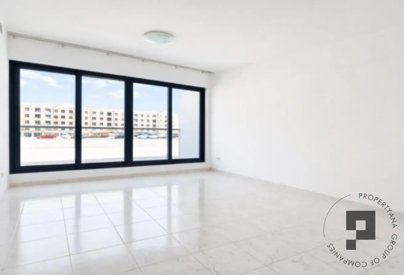 Spacious Apartment | Prime Al Satwa Location