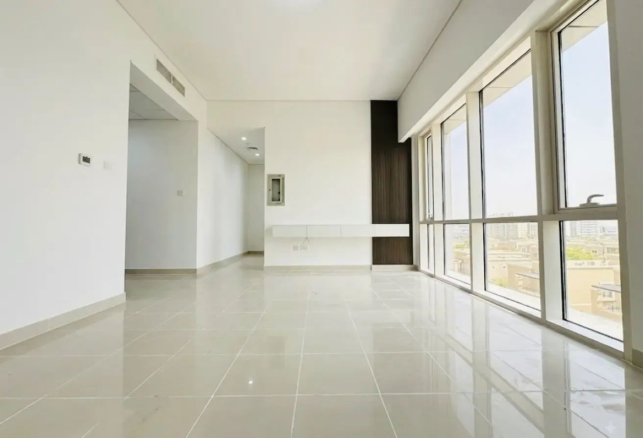 Spacious Studio Apartment | Prime Location |