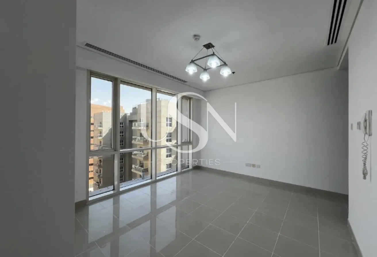 1 Month Free | Vacant  | Unfurnished 1 Bedroom