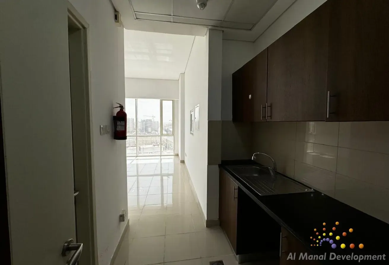 Facing Silicon Central | Prime Location | Studio