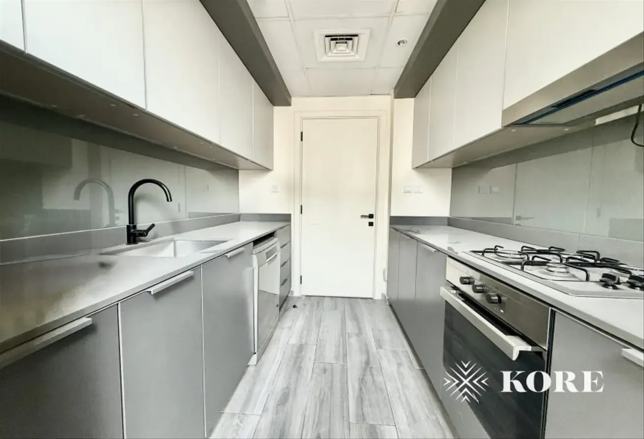 Fully furnished I Closed kitchen I Community view