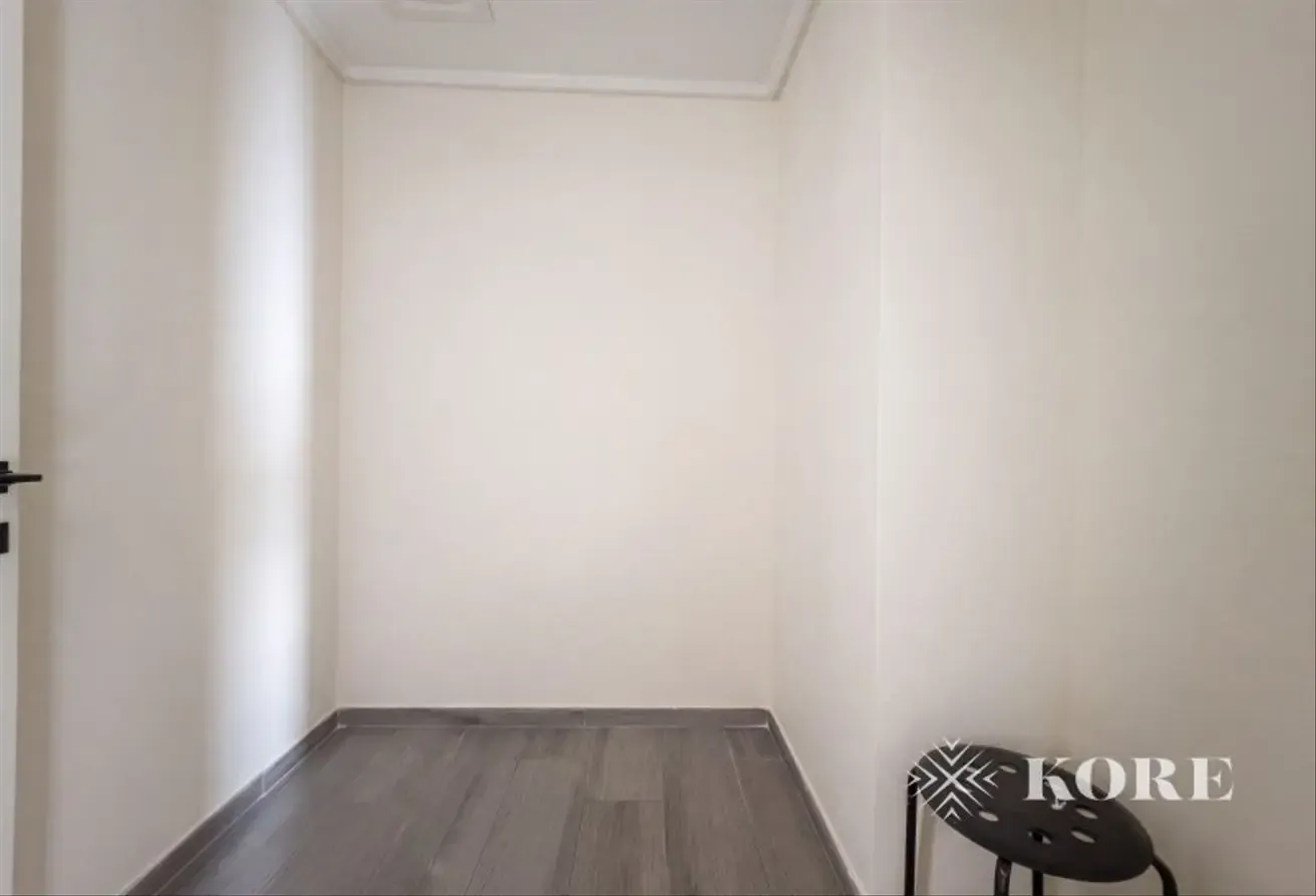 Fully furnished I Closed kitchen I Community view