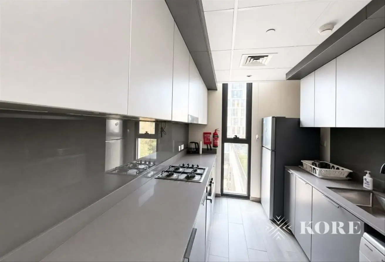 Fully furnished I Closed kitchen I Community view