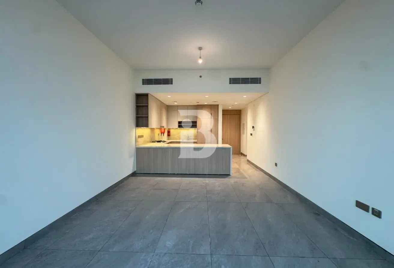 Best Price Unfurnished |Brand new Unit |Vacant