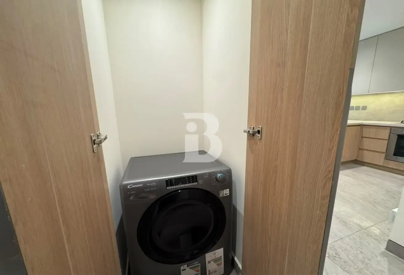 Best Price  Unfurnished |Brand new Unit |Vacant