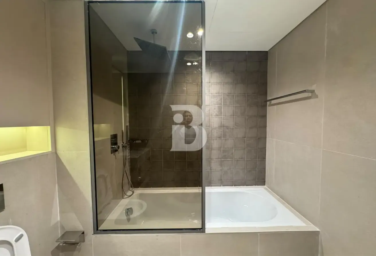 Best Price  Unfurnished |Brand new Unit |Vacant