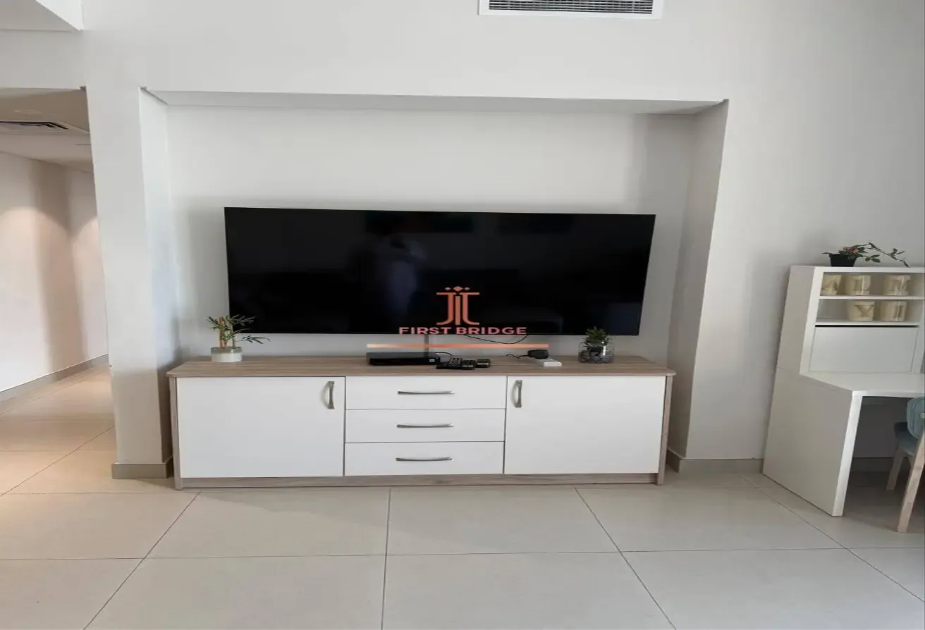 FULLY FURNISHED | CLOSED KITCHEN | SPACIOUS LAYOUT