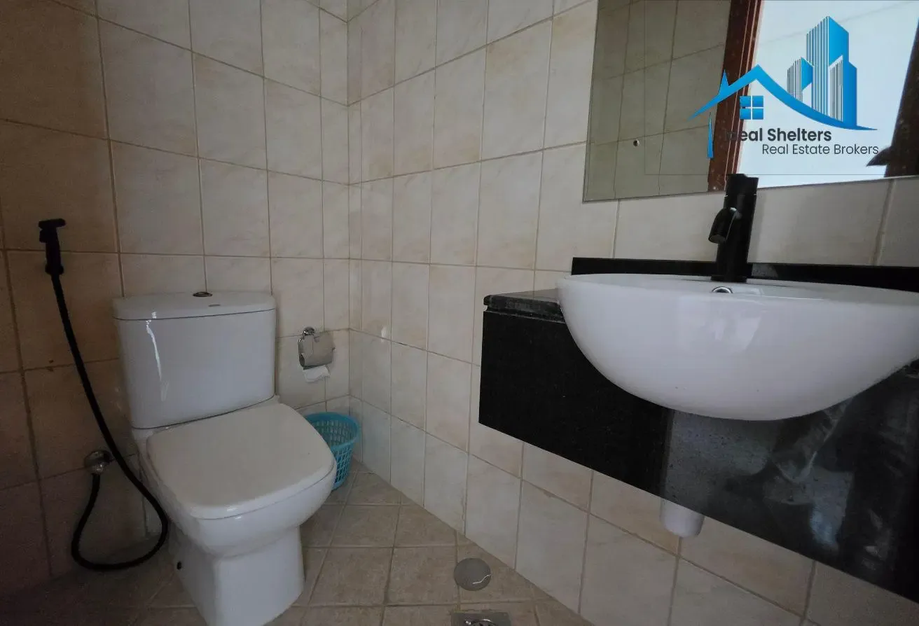 PETS FRIENDLY LUXURIOUS LIVING SPACE 2 CAR PARKING