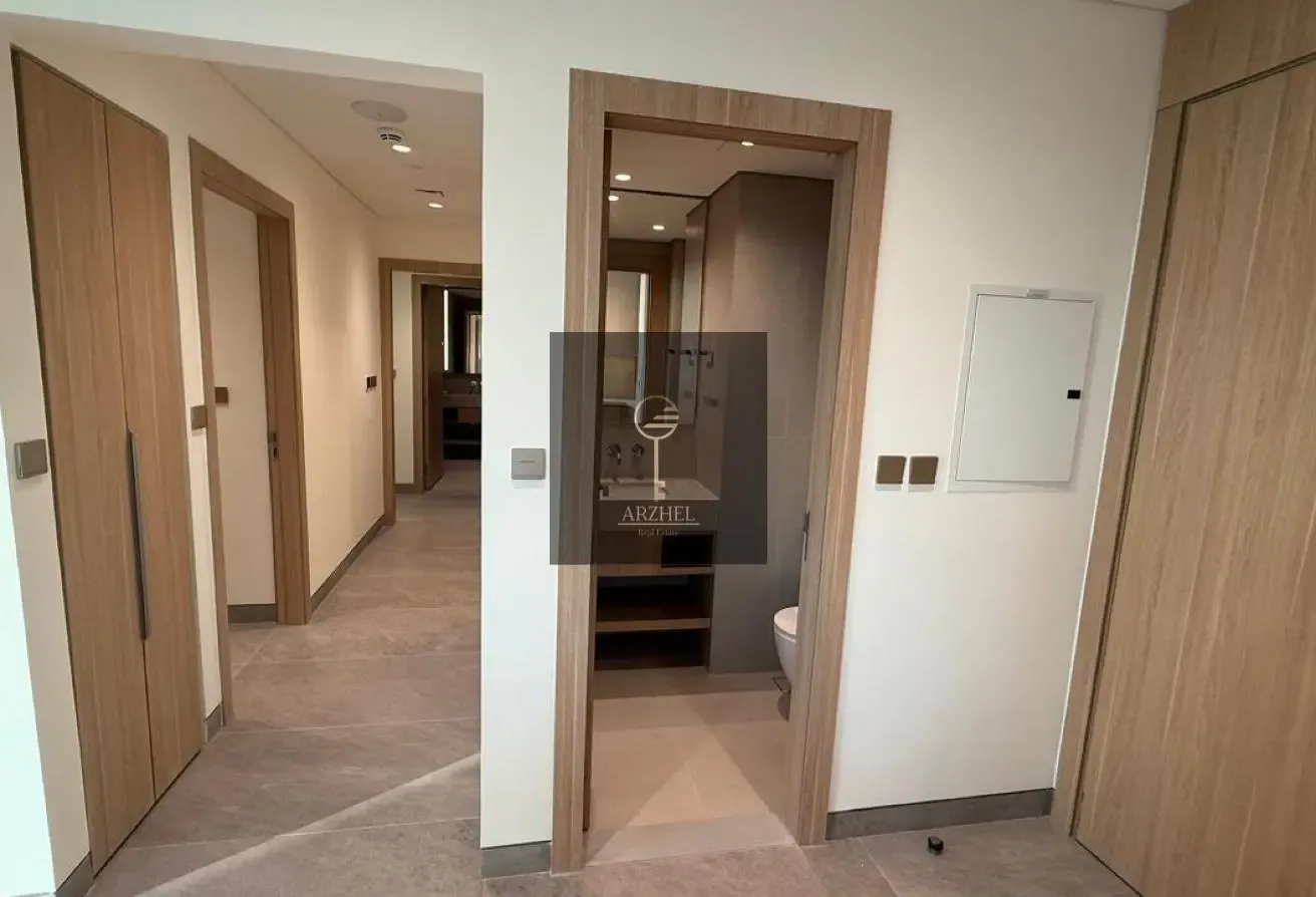 2 BHK PLUS MAID | READY TO MOVE | PRIME LOCATION