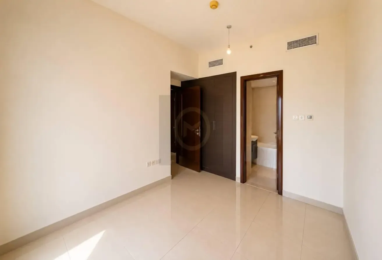 Spacious 2 Bedroom | 2 Parkings | Best View |