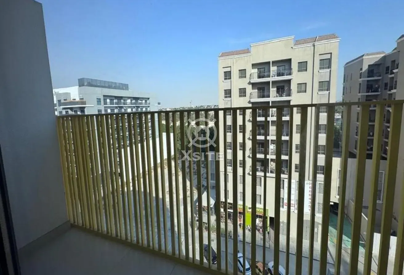 Modern Living | Community View | Fully Furnished
