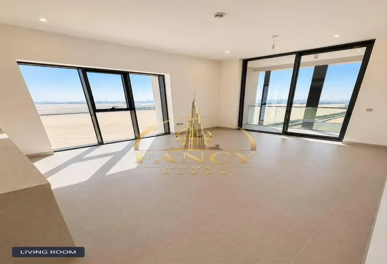 Maid Room | Direct Access to Pool & Podium