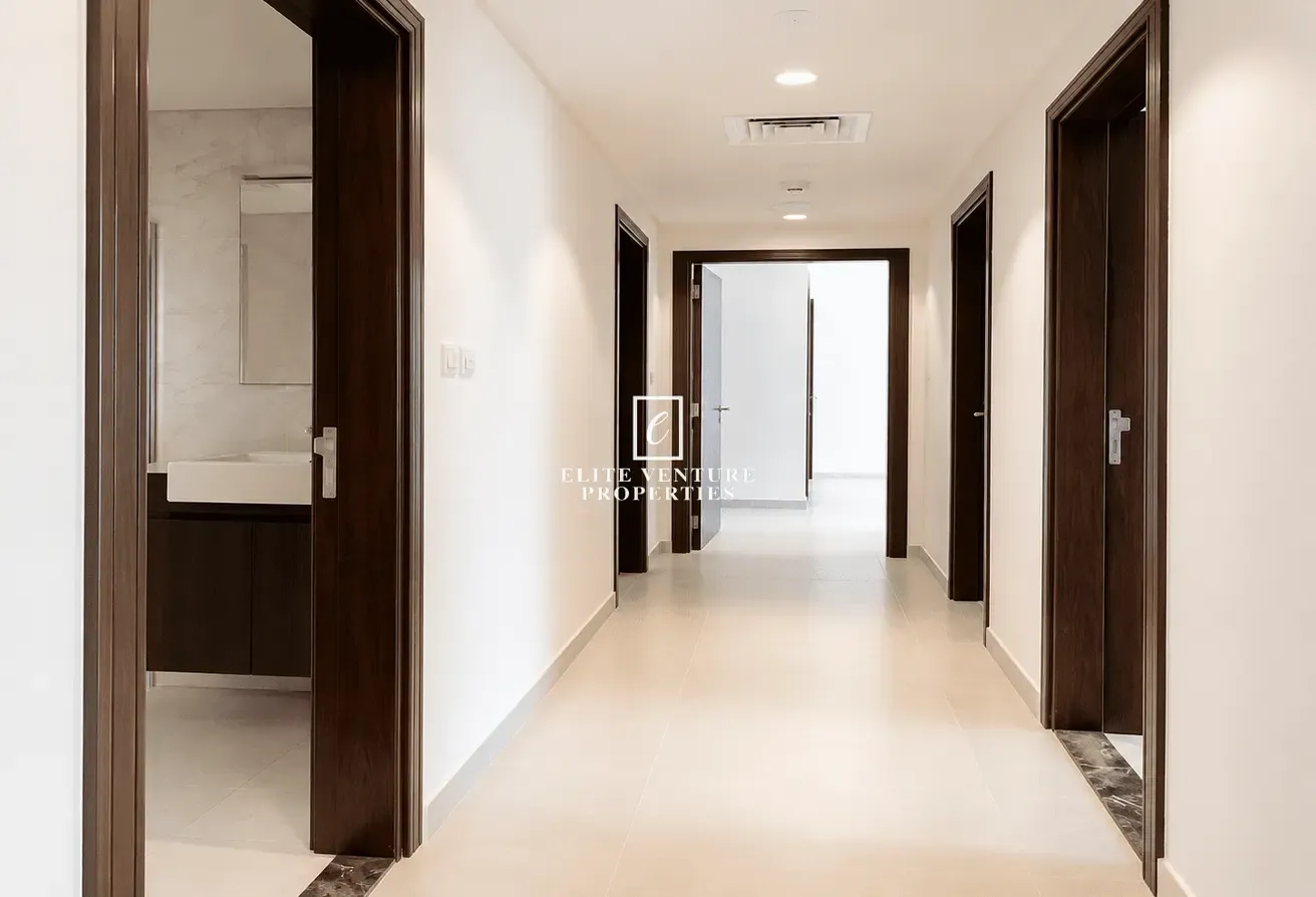 HUGE LAYOUT | MODERN+MAID'S | READY TO MOVE