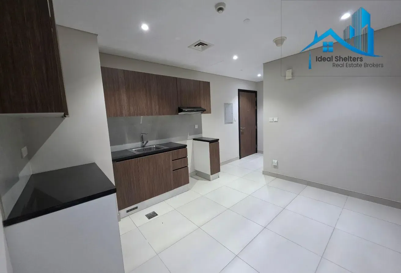 2BR 2ENSUIET BATH NO HALL FOR FAMILY OR STAFF IMPZ