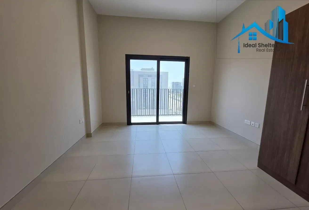2BR 2ENSUIET BATH NO HALL FOR FAMILY OR STAFF IMPZ
