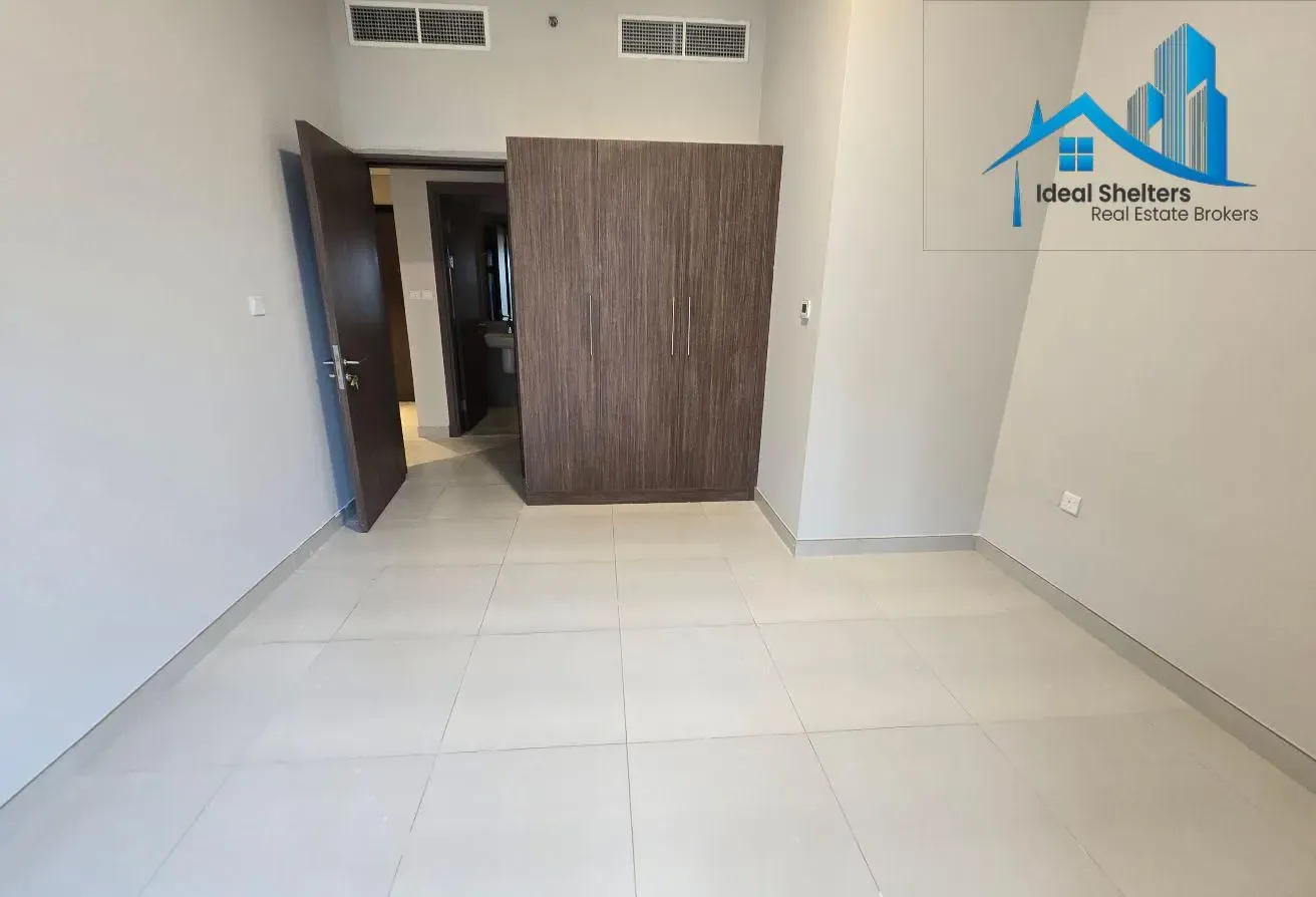 2BR NO HALL  AVAILABLE FOR EXECUTIVE COMPANY STAFF