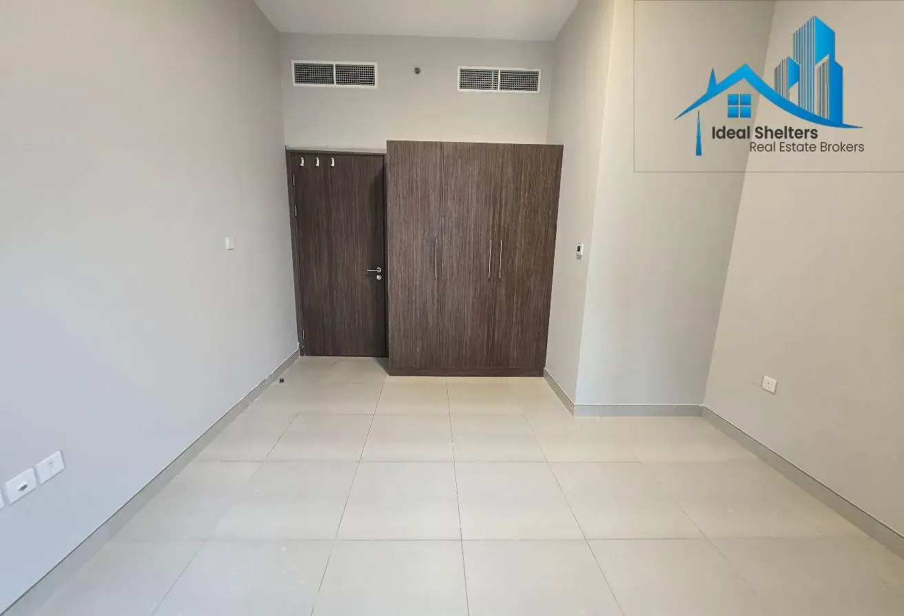 2BR NO HALL  AVAILABLE FOR EXECUTIVE COMPANY STAFF