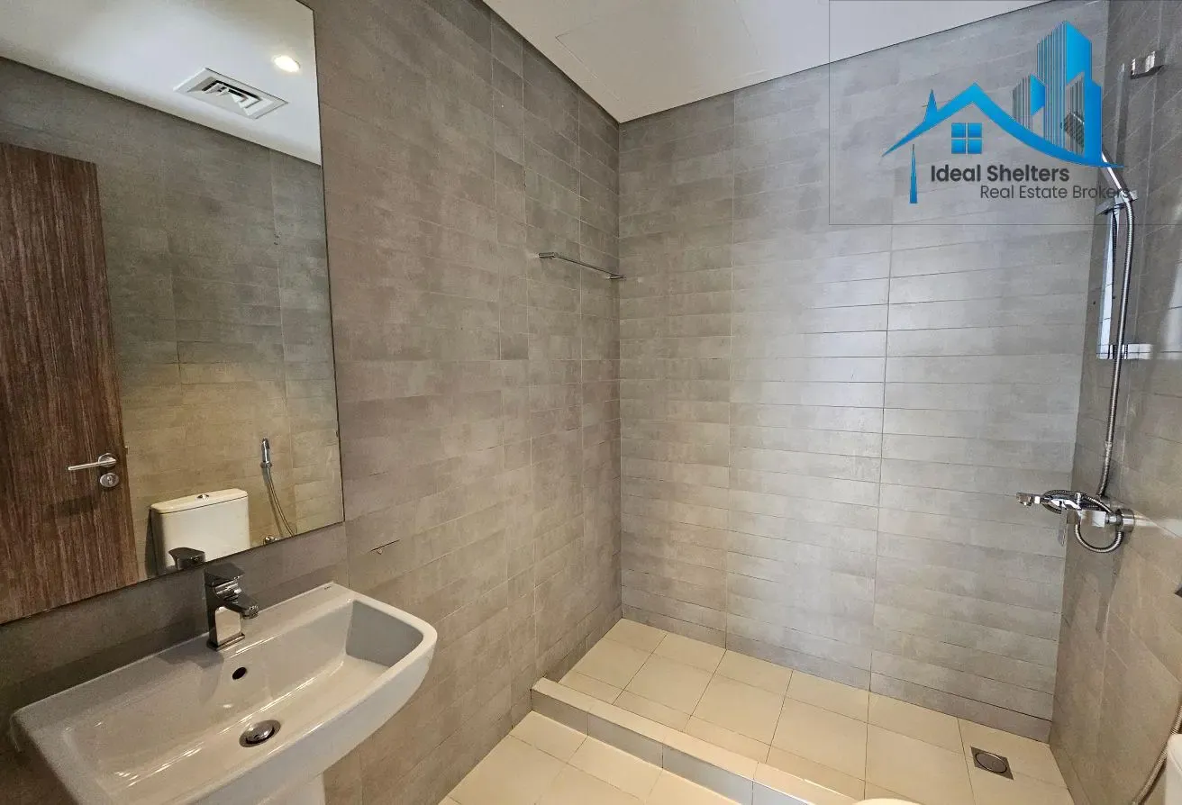 PETS FRIENDLY 2BR 2ENSUIET BATHS NO HALL 1COVERED