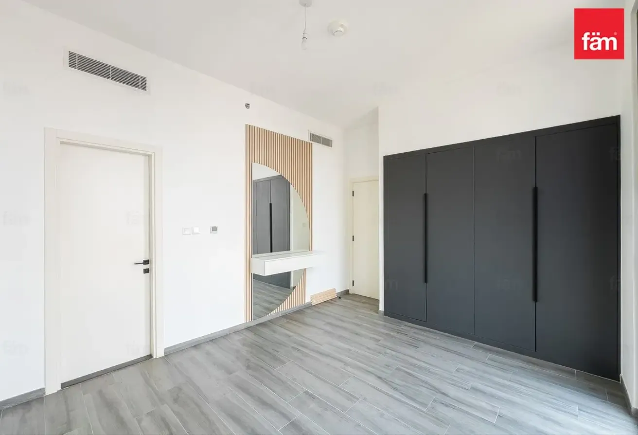 Vacant | Spacious | Best Deal | Great Location