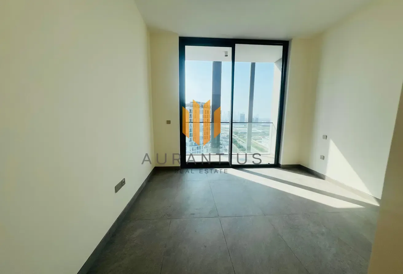 Brand New | Maid's Room | Multiple Cheques