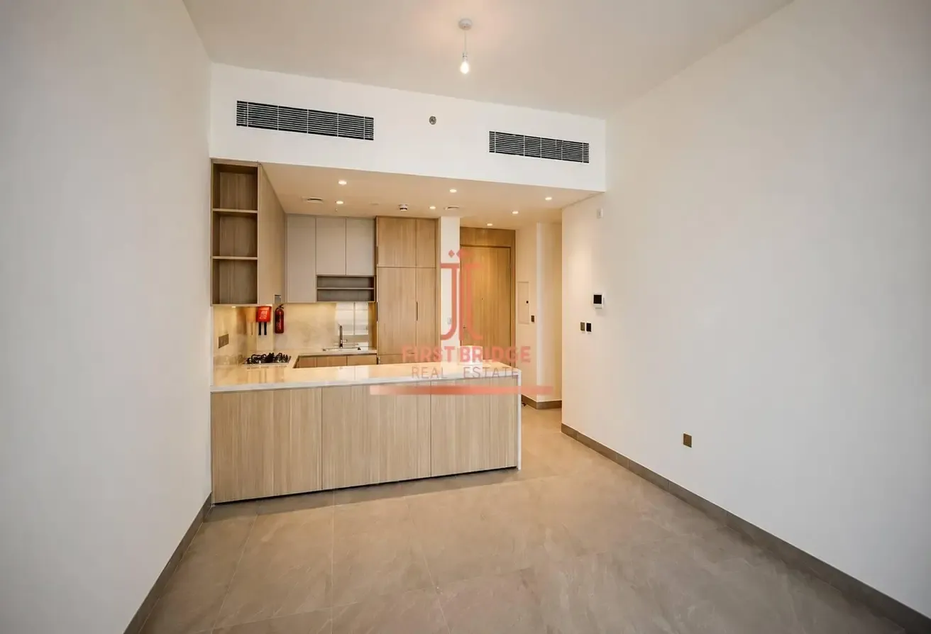 MAIDS ROOM | JGE VIEWS | SPACIOUS
