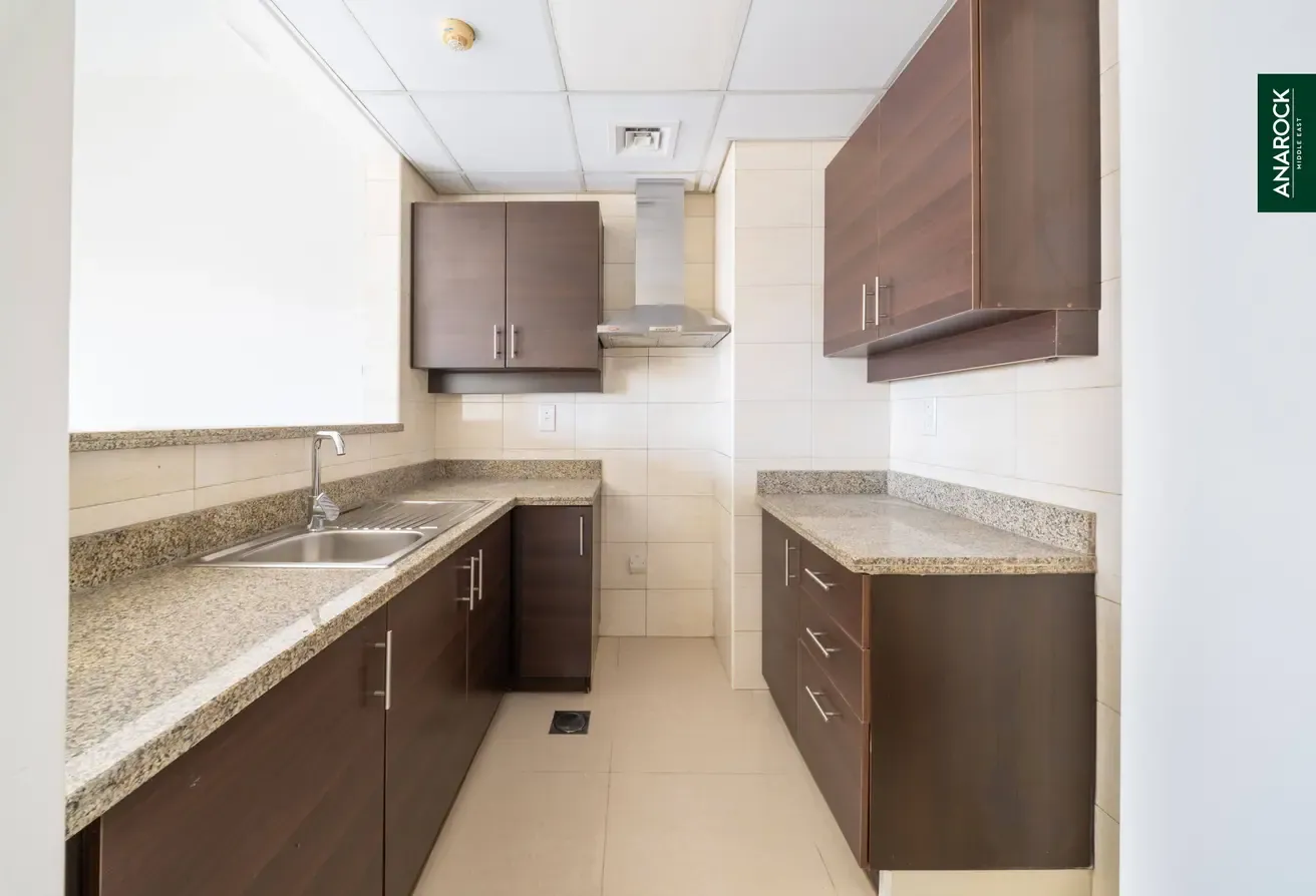 Spacious | Converted Layout | Mid Floor