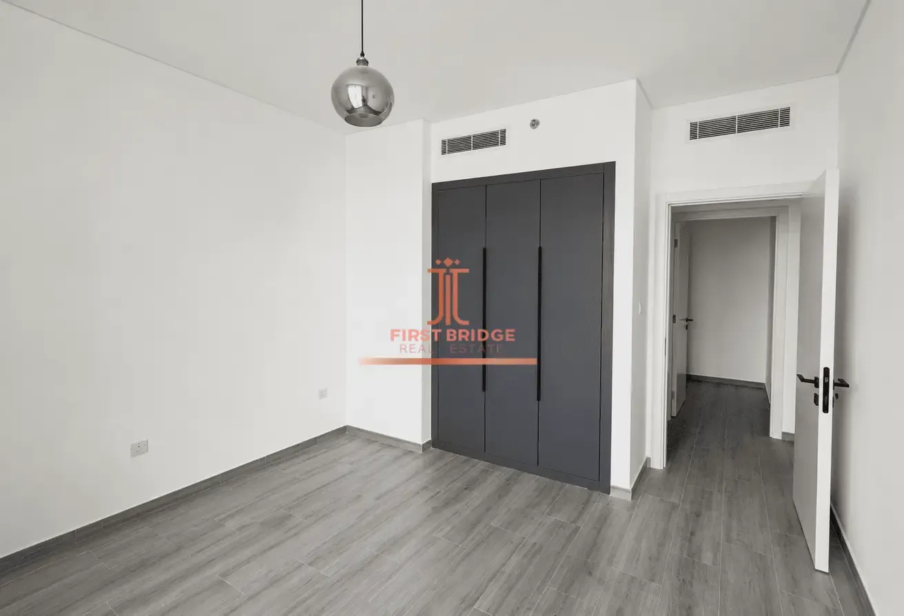 Spacious layout | Community view | Modern living