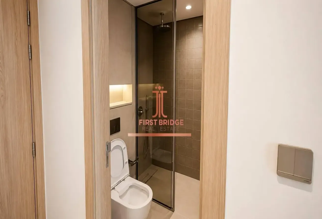 POOL VIEW | SPACIOUS LAYOUT | SEMIFURNISHED