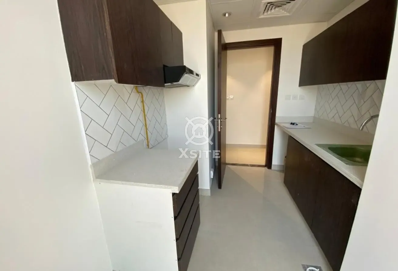 Homely 2 BR + Maid’s | Spacious Unit | Vacant