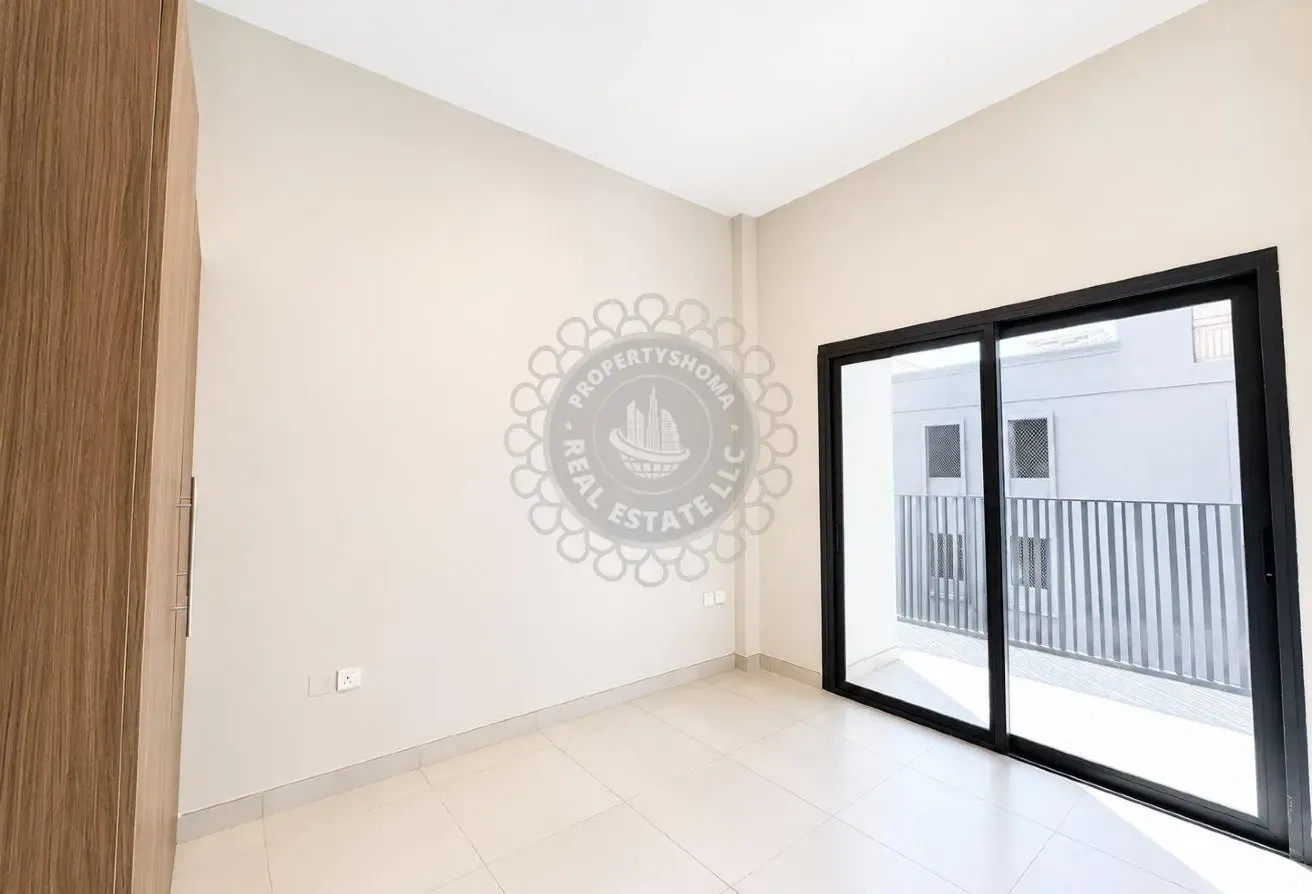 2BR Apt | Open Kitchen | Multiple CH
