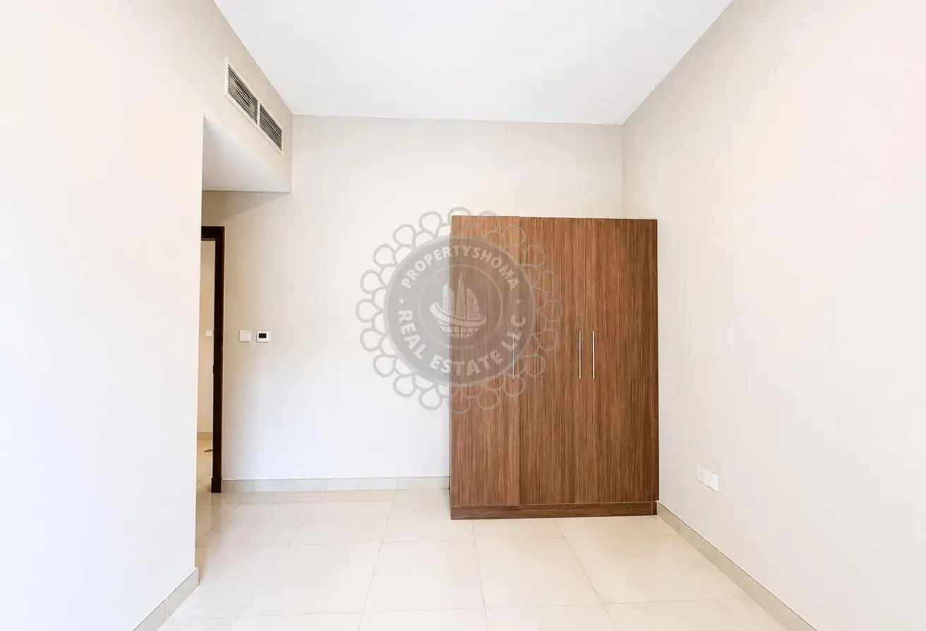 2BR Apt | Open Kitchen | Multiple CH