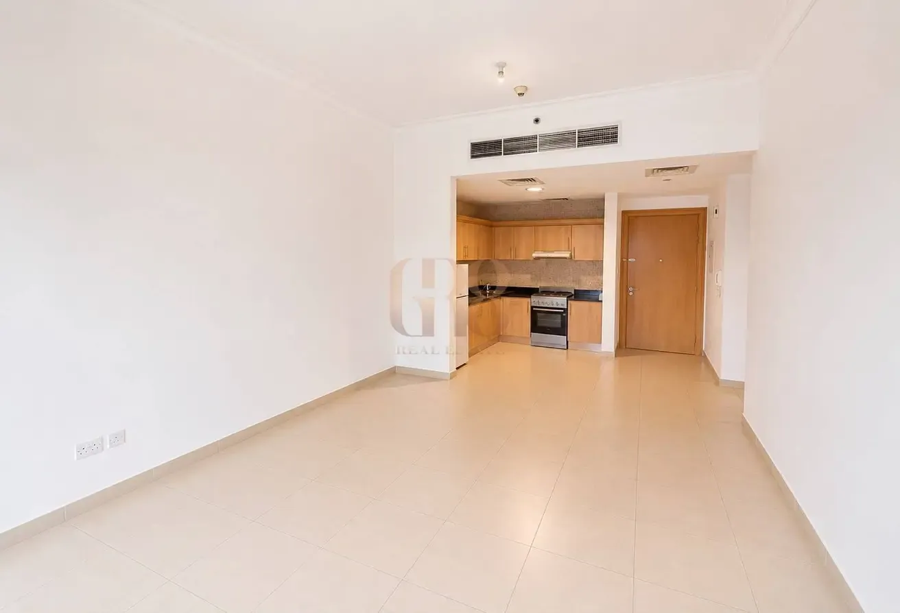 Spacious 1BR | Mayfair Residency | Business Bay