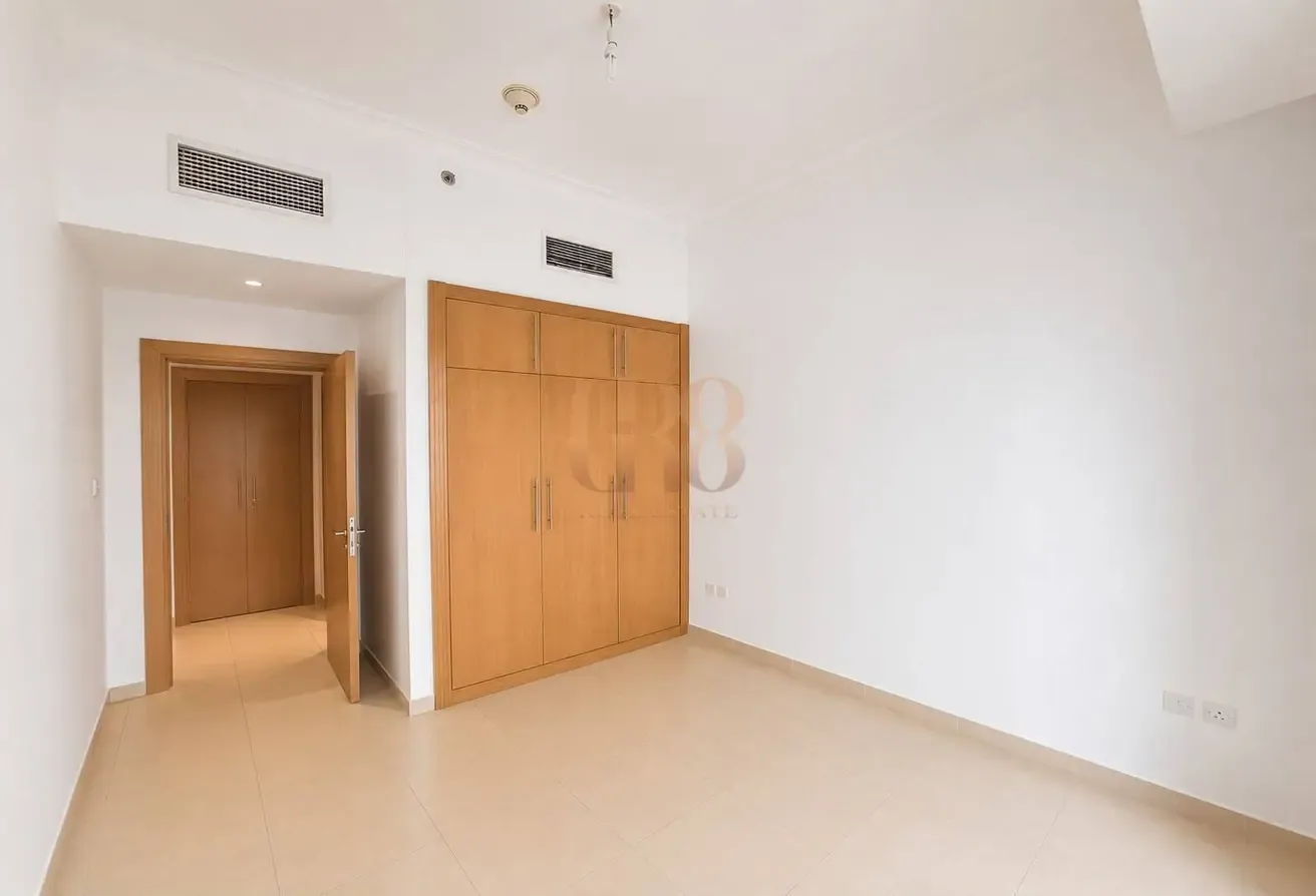 Spacious 1BR | Mayfair Residency | Business Bay