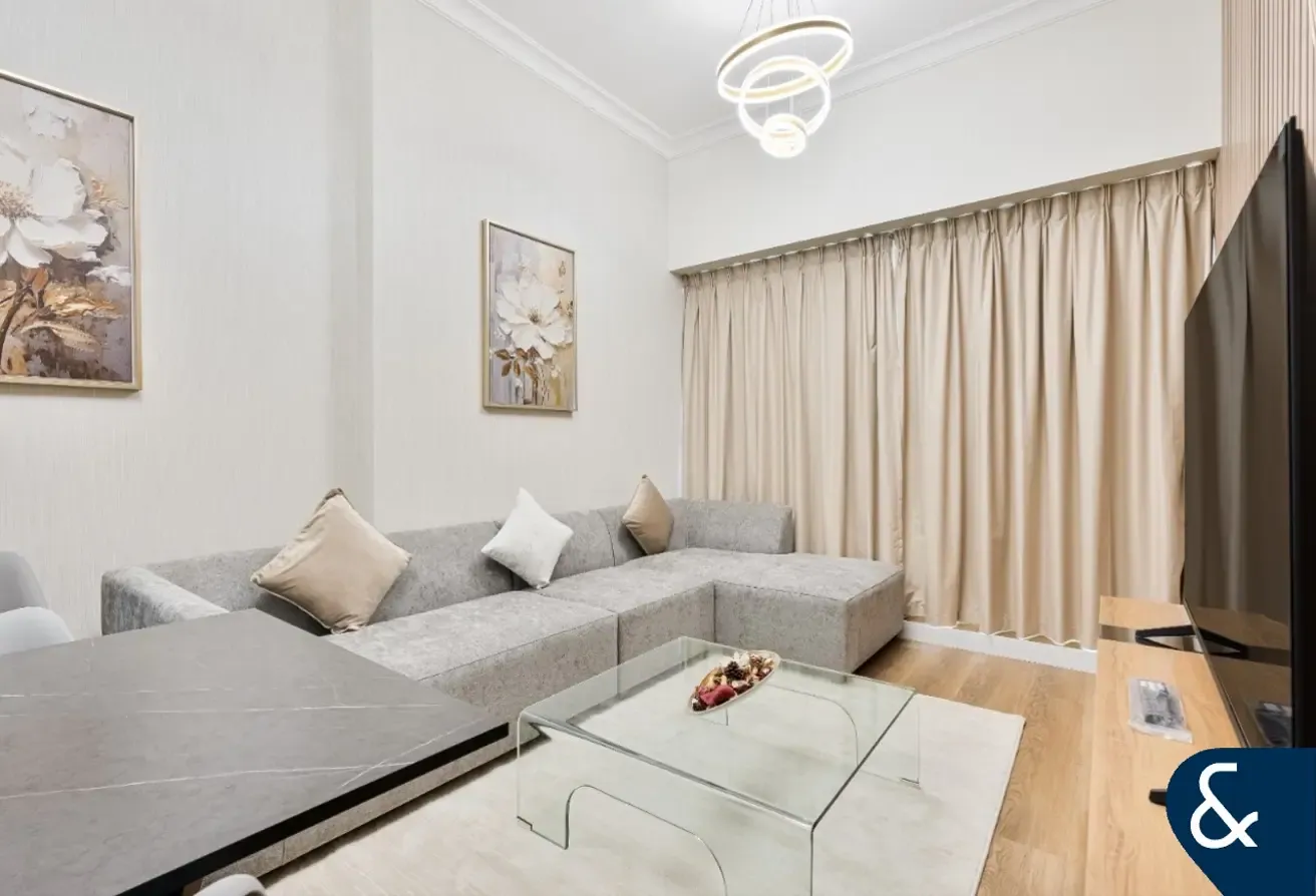 One Bedroom | Fully Upgraded | Vacant