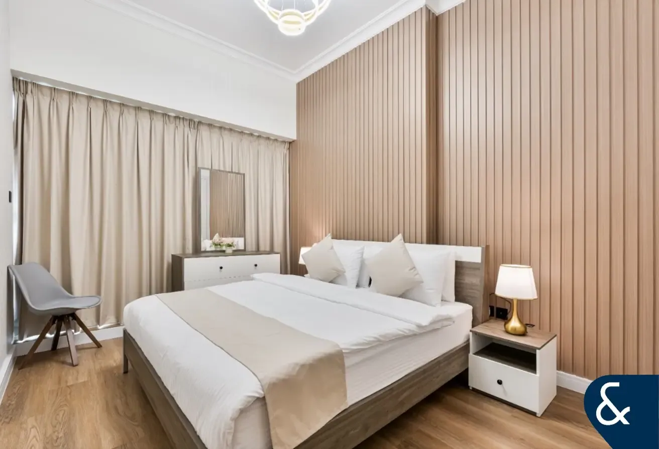 One Bedroom | Fully Upgraded | Vacant