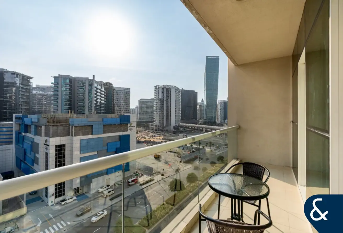 One Bedroom | Fully Upgraded | Vacant